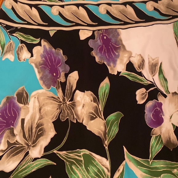 Beautiful Cachè halter mini dress in Size Medium - Picture 4 of 4